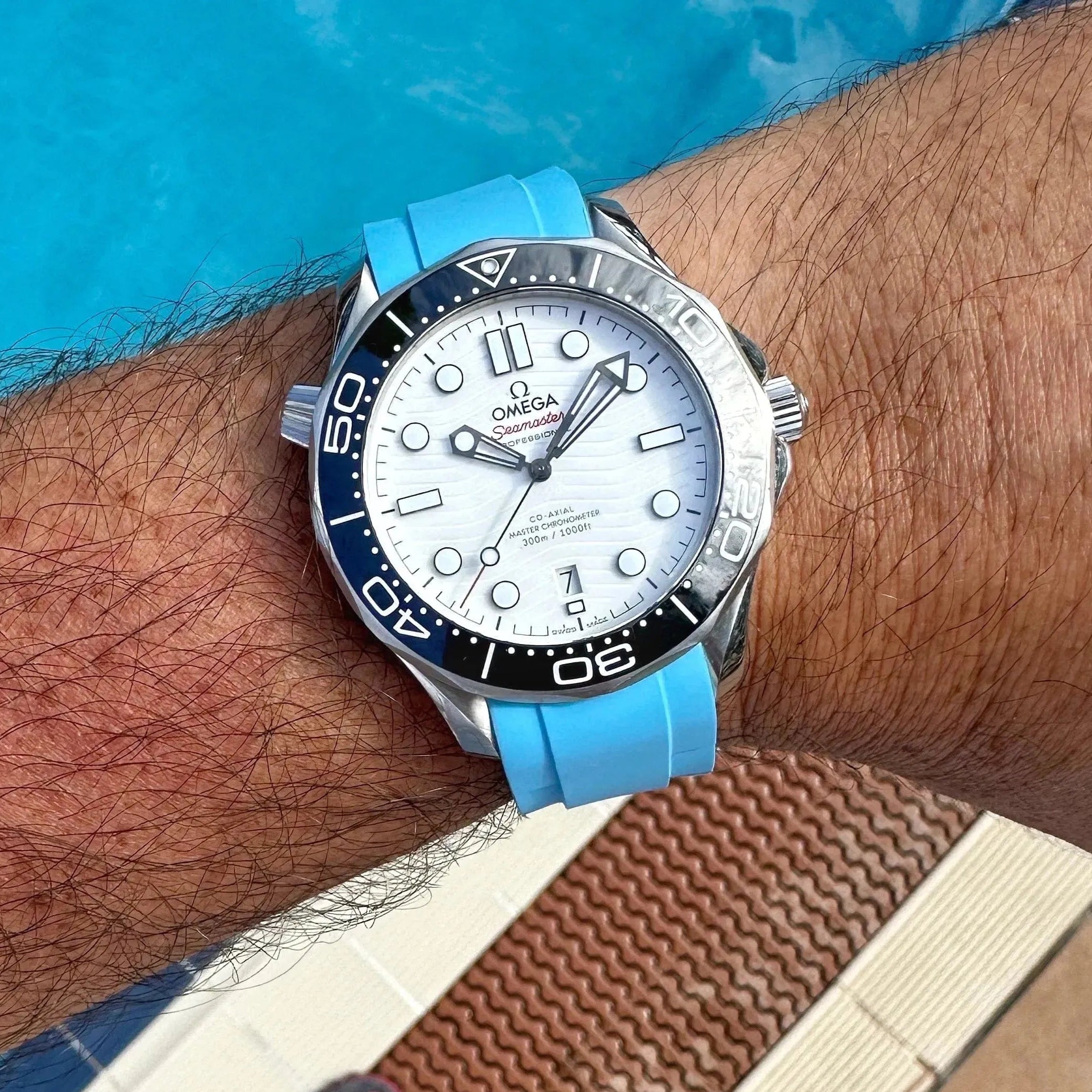 Omega Smp 300 White Dial Rubber Strap Rubber Strap Omega Seamaster