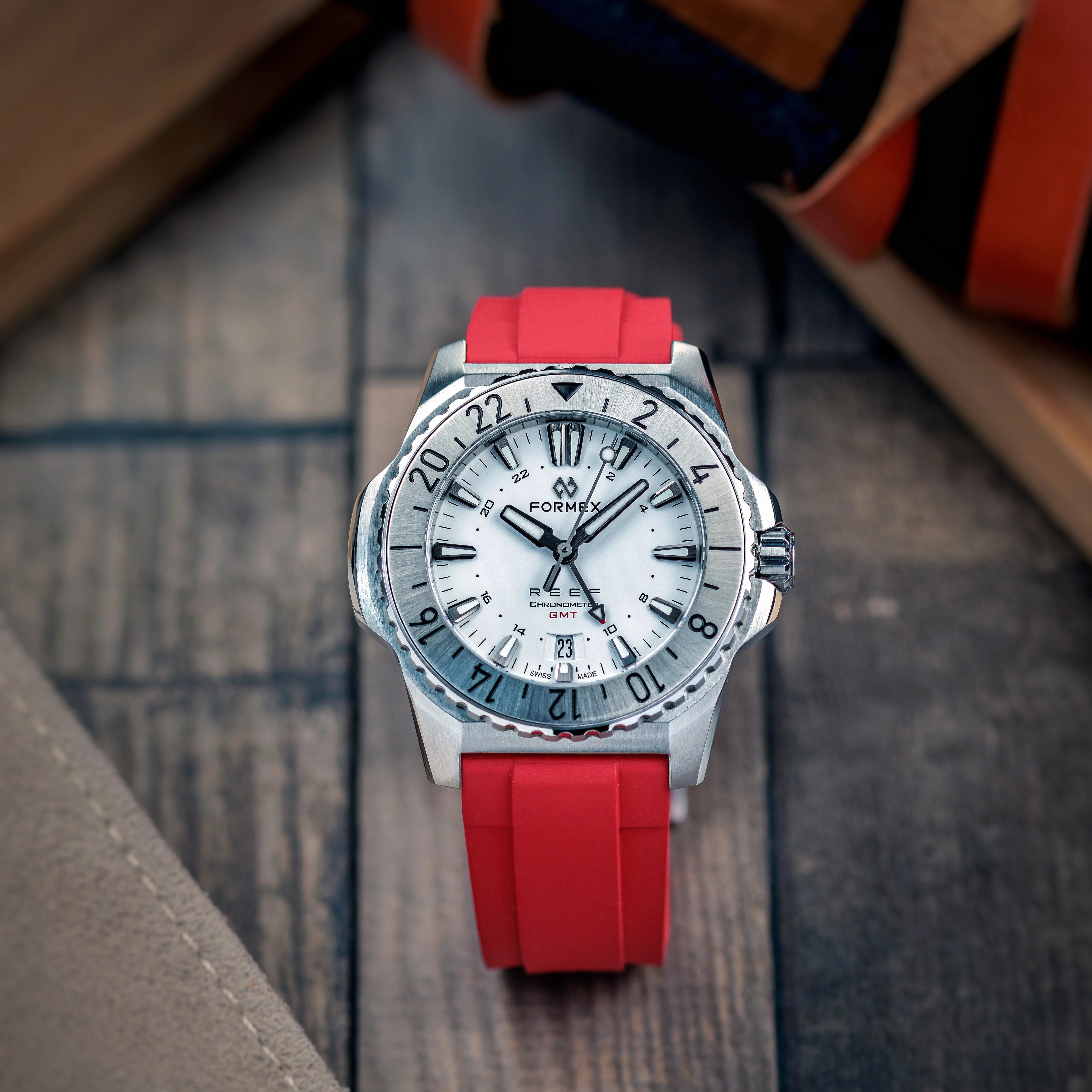 Straight Rubber Strap Formex Reef GMT - ZEALANDE® Straight Rubber Strap Formex Reef GMT - ZEALANDE®
