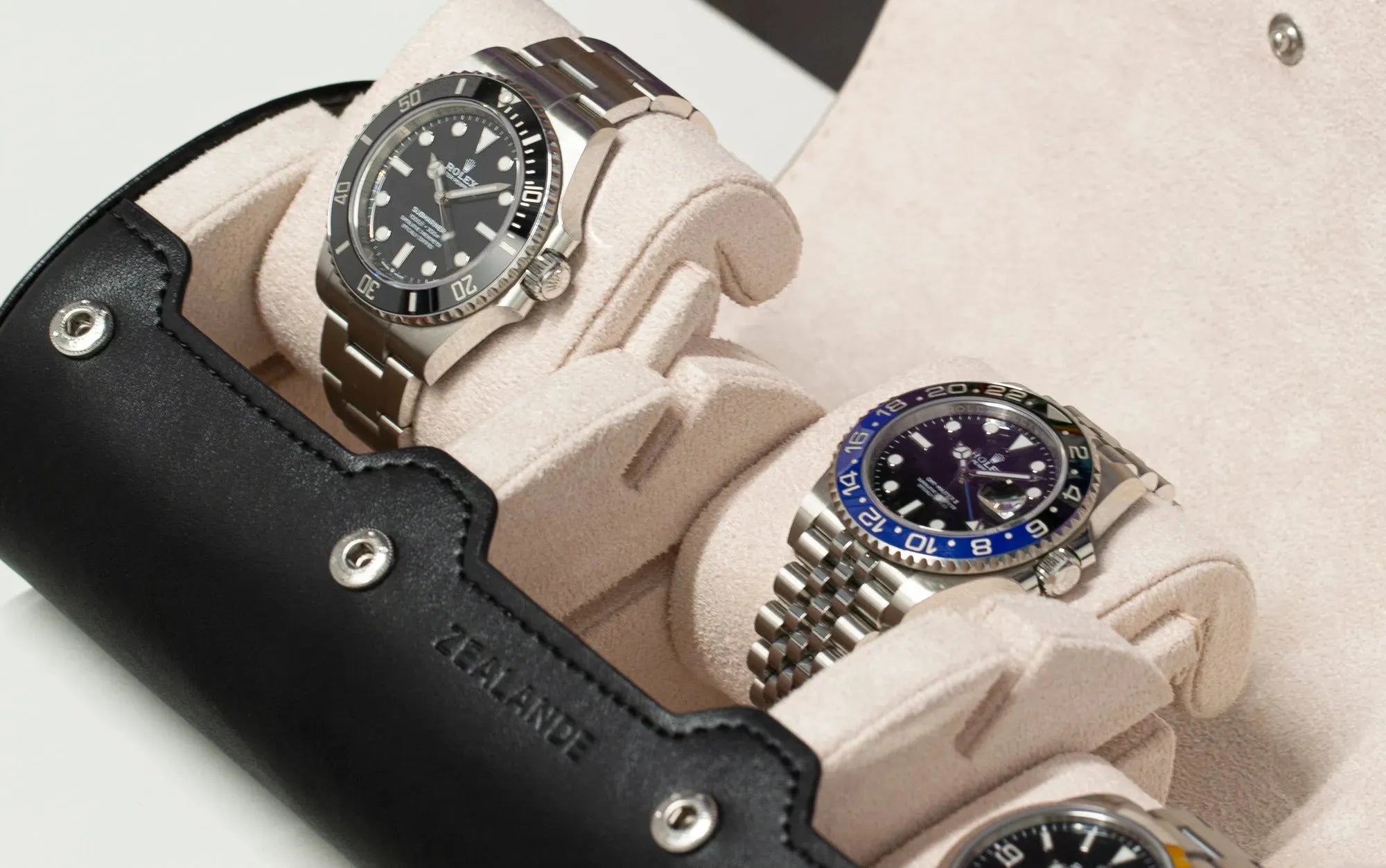 Black Leather ZEALANDE® Watch Rolls