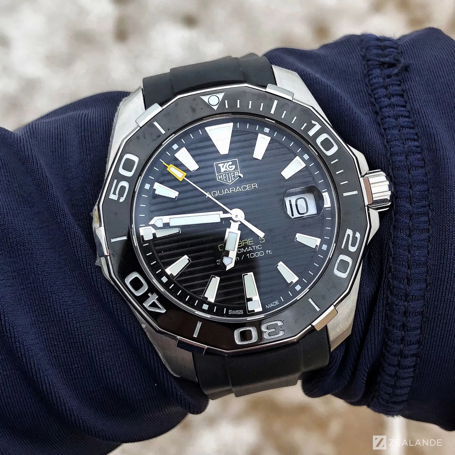 Rubber Strap for Tag Heuer Aquaracer Calibre 5 Black Bezel - ZEALANDE Rubber Strap for Tag Heuer Aquaracer Calibre 5 Black Bezel - ZEALANDE