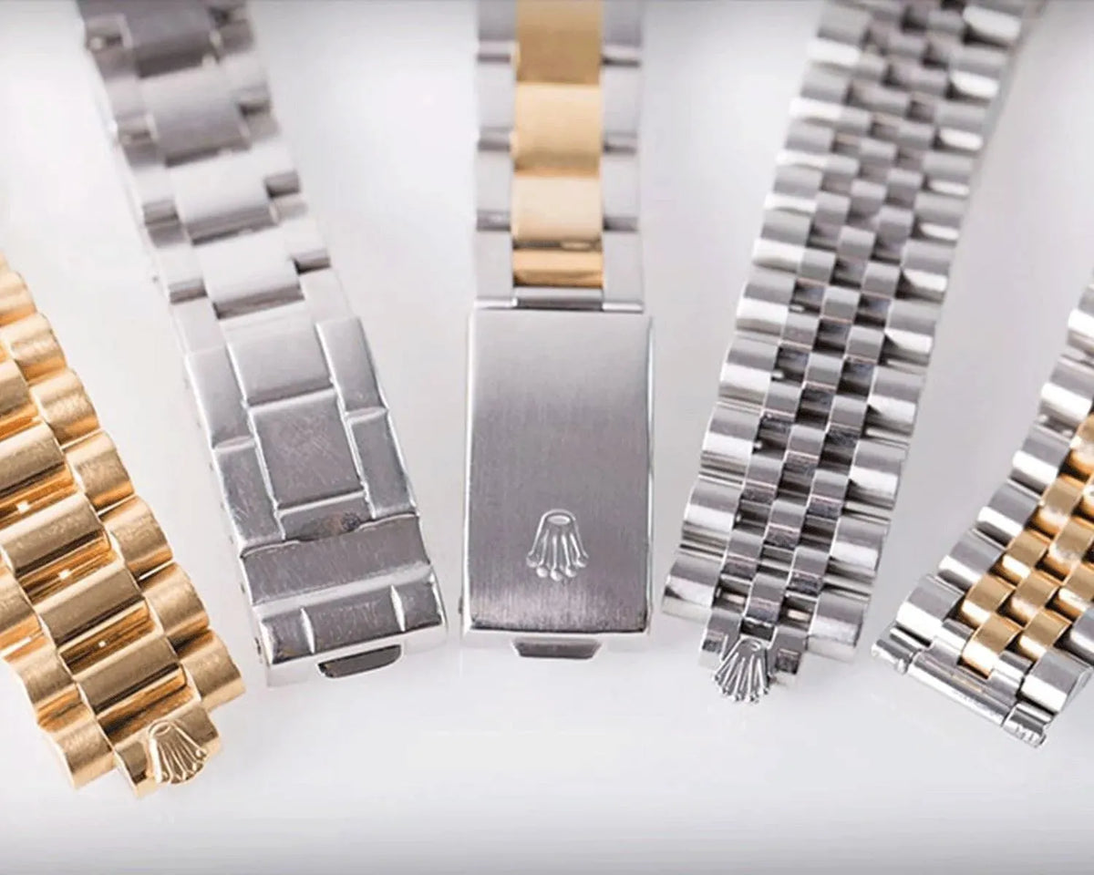 HOW TO ADJUST YOUR WATCH BAND