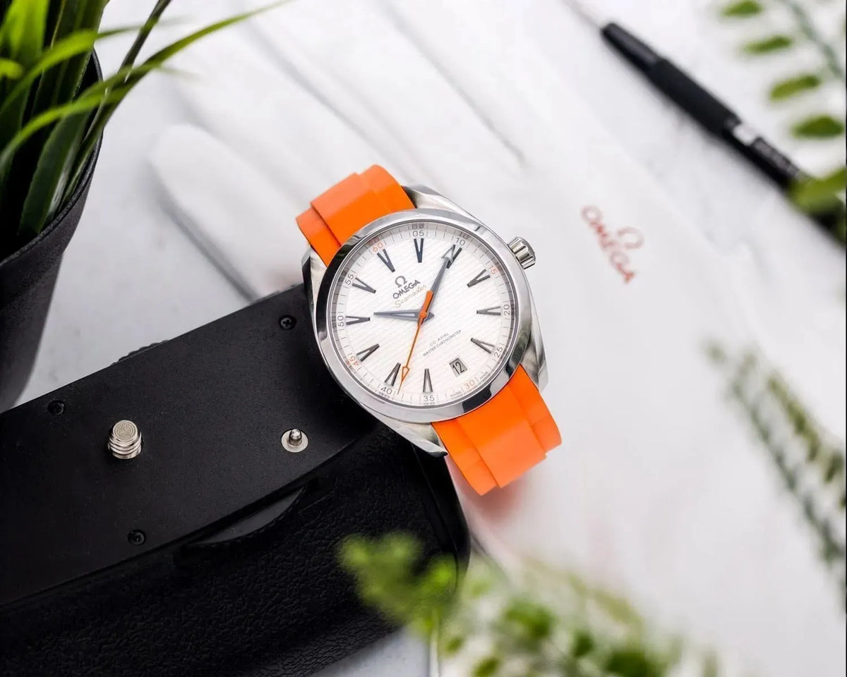 WHY SUMMER IS THE PERFECT TIME TO WEAR A ZEALANDE RUBBER STRAP?
