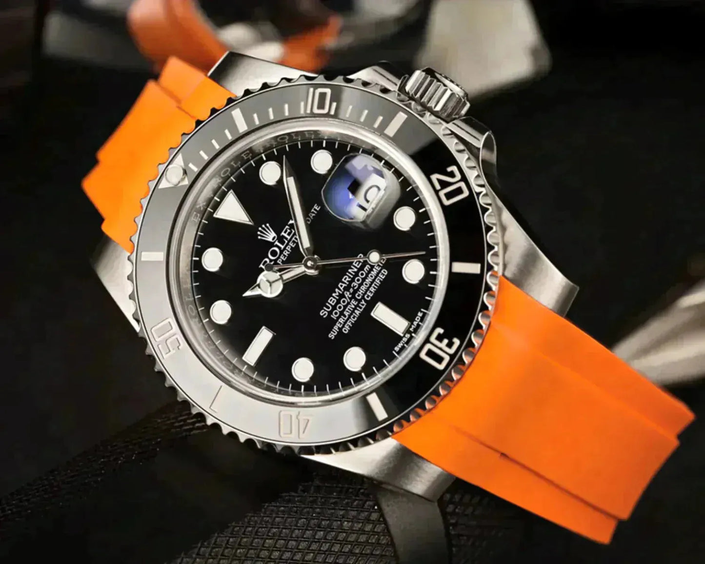 WHY AUTUMN IS THE PERFECT TIME TO WEAR A ZEALANDE RUBBER STRAP?