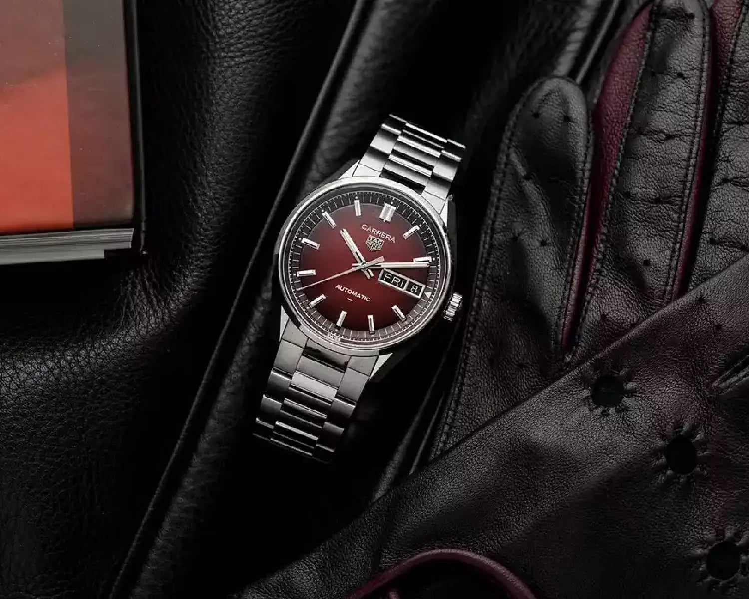 Perfect Tag watch. Would be a steal. Only worn a few times. Discussion] The 5 times Tag Heuer shot itself in the foot so  main image 3