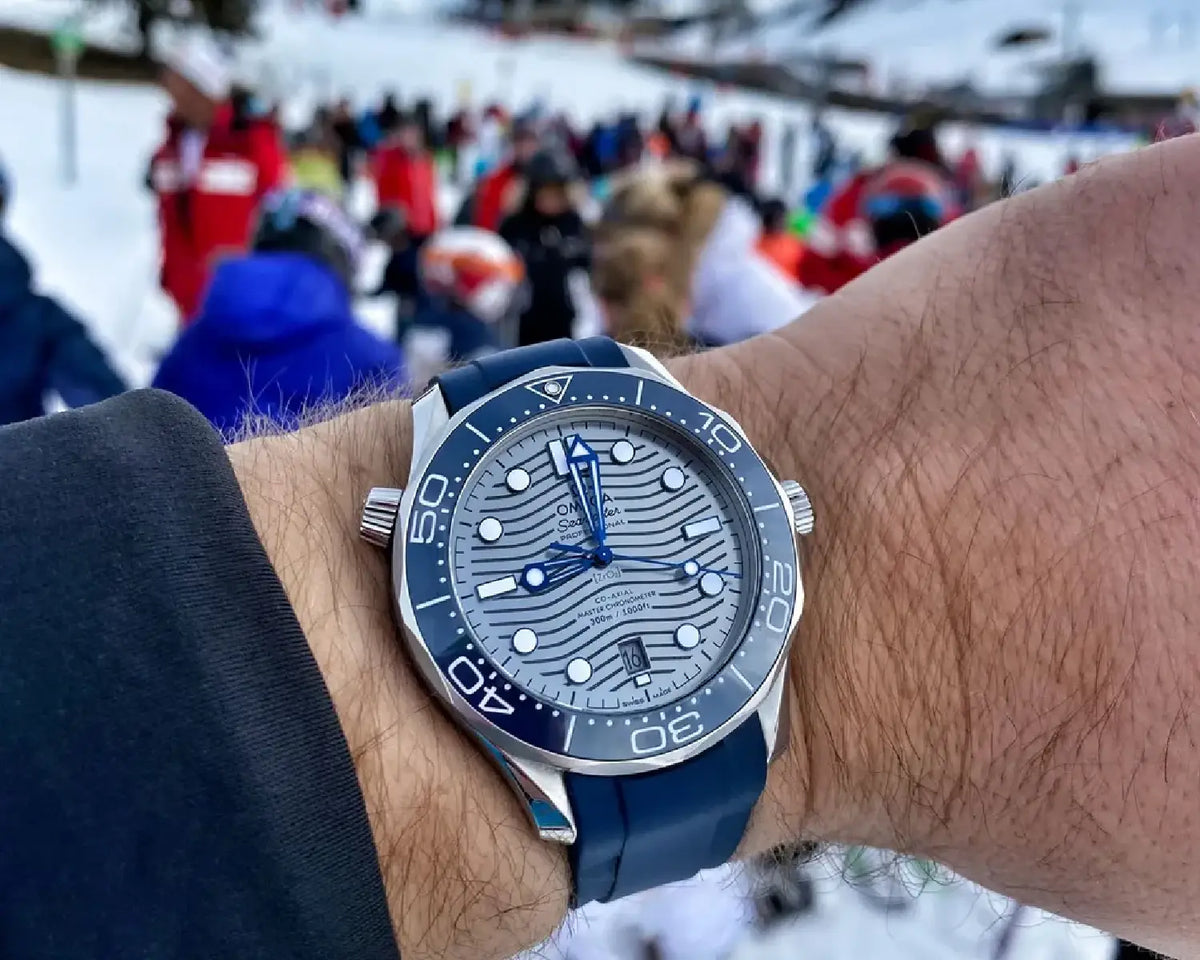 WEARING RUBBER STRAPS FOR WINTER SPORT - A GREAT IDEA