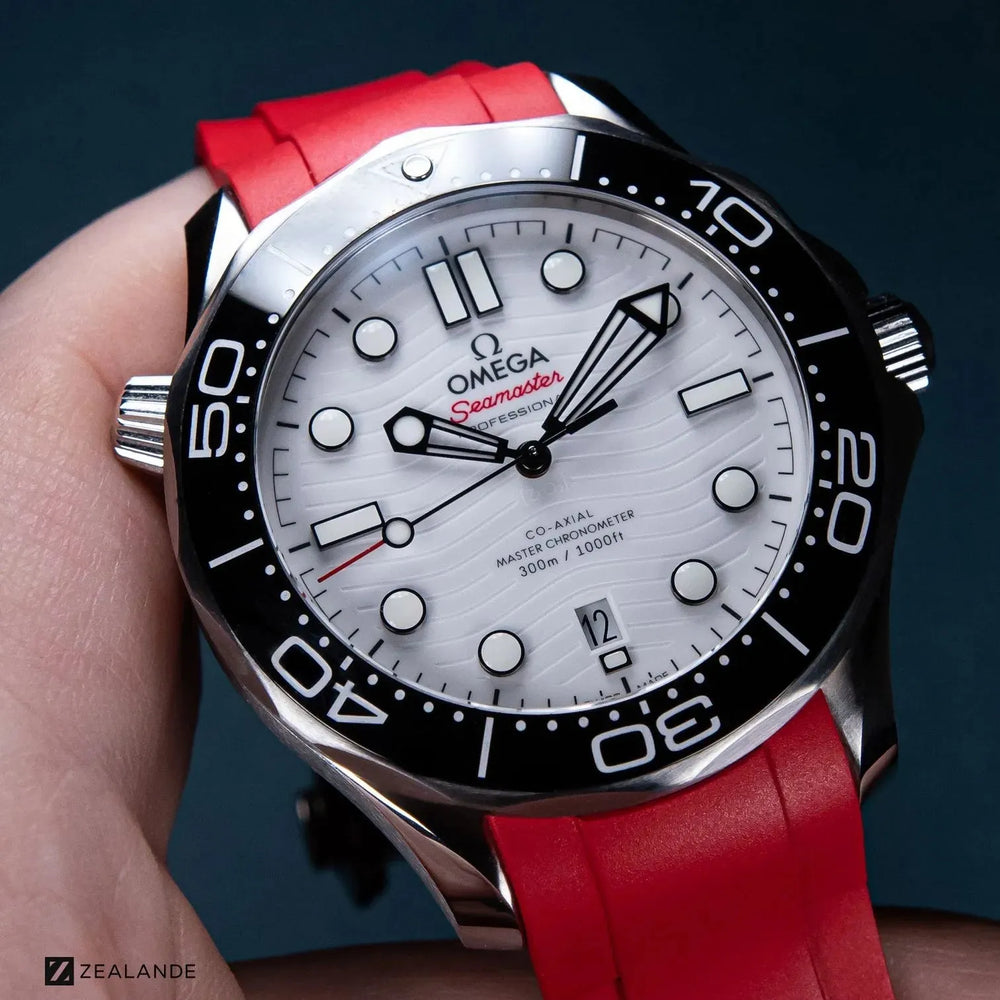 
                  
                    RUBBER STRAP FOR OMEGA® SEAMASTER DIVER 300M CO-AXIAL 42MM WHITE CERAMIC ZEALANDE 
                  
                