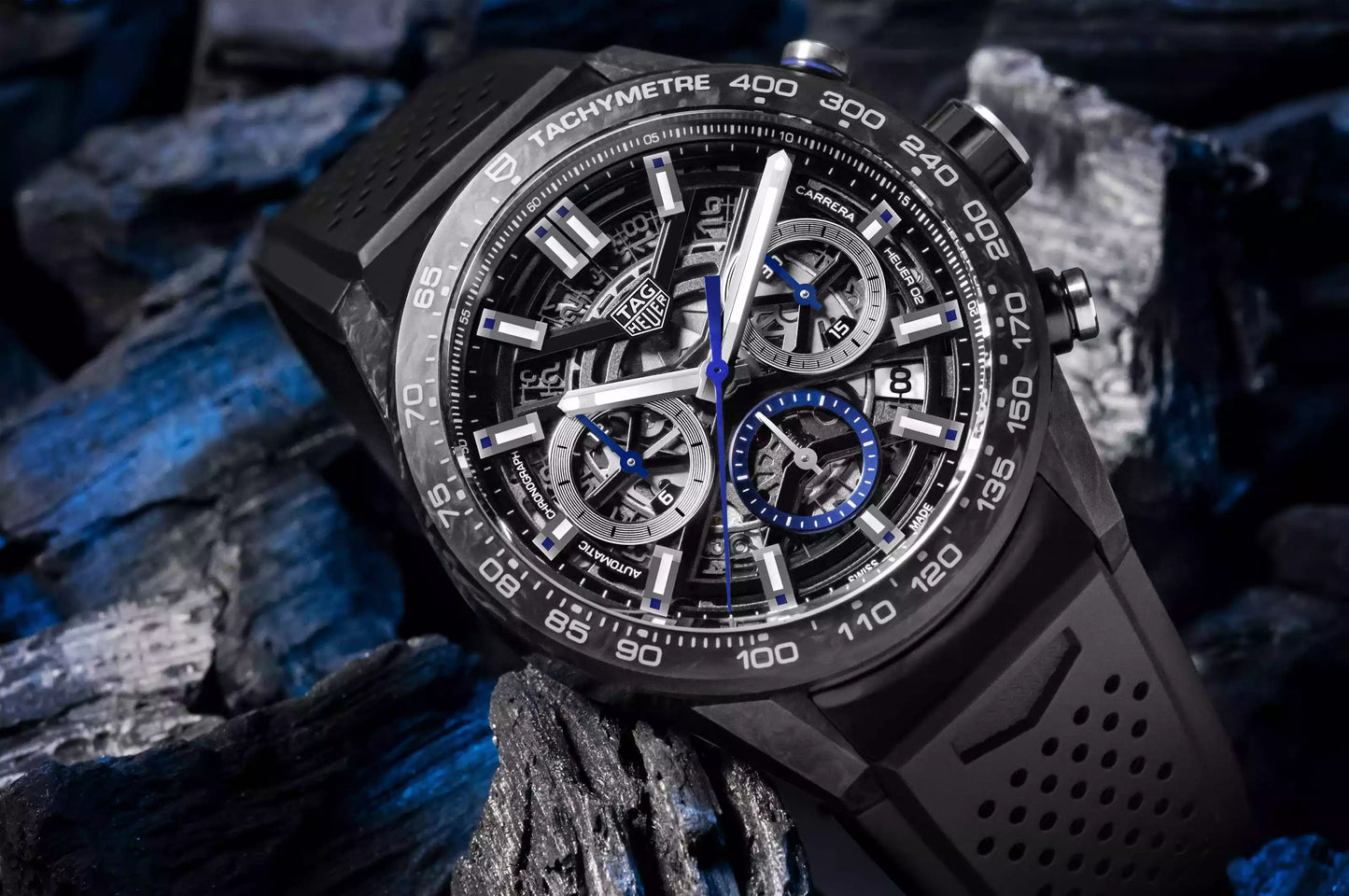 TAG Heuer watch model Aquaracer Special Carbon edition calibre 5, beating 5, beating at 4Hz and based on a Sellita SW200 movement.