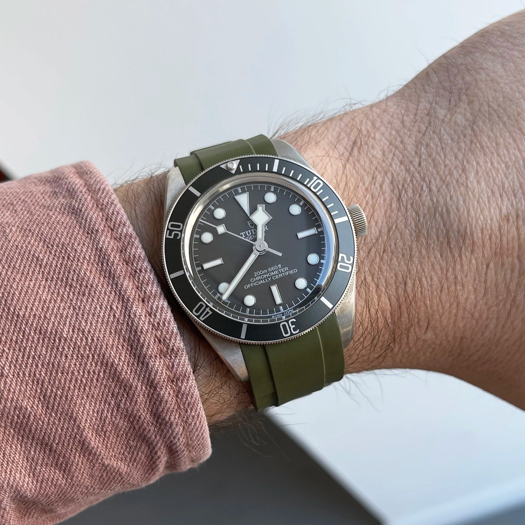 Rubber Strap for Tudor® Black Bay 58 Silver - ZEALANDE® Rubber Strap for Tudor® Black Bay 58 Silver - ZEALANDE®