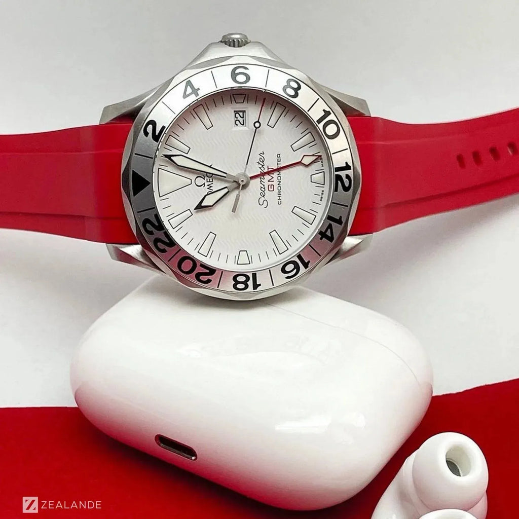 Omega seamaster white rubber strap sale