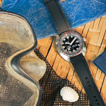 サクタク Doxa_Sub_T1000_Black_Rubber_1x