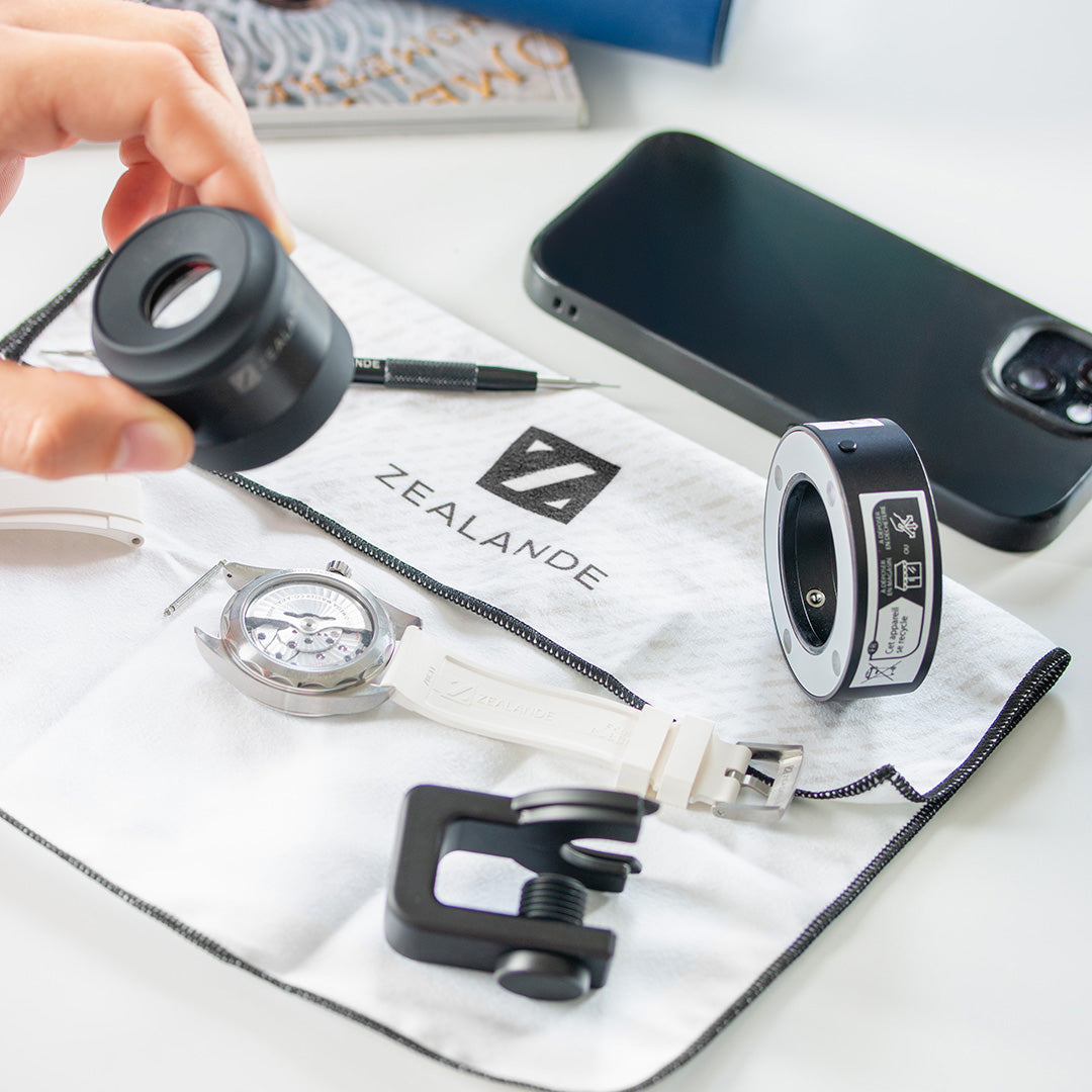 Loupe-6.jpg?v=1749014214&width=360