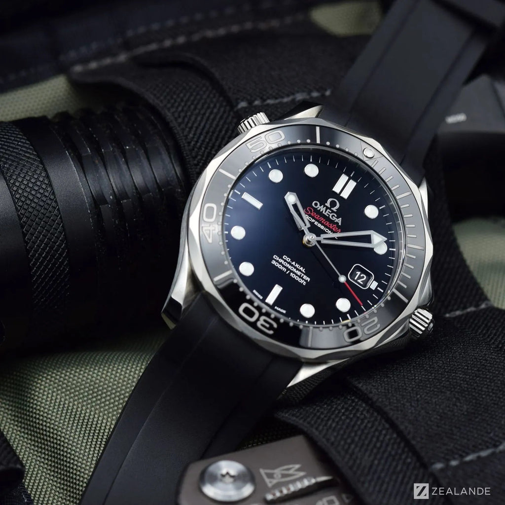 Omega seamaster black sales rubber