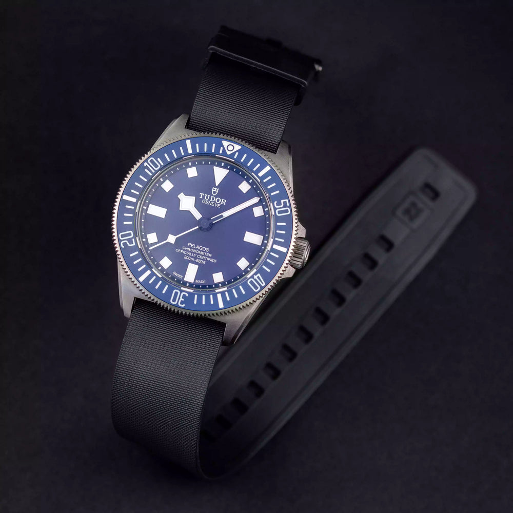 
                  
                    22mm wide Single Pass Rubber Strap for Tudor® Pelagos FXD Blue Dial
                  
                