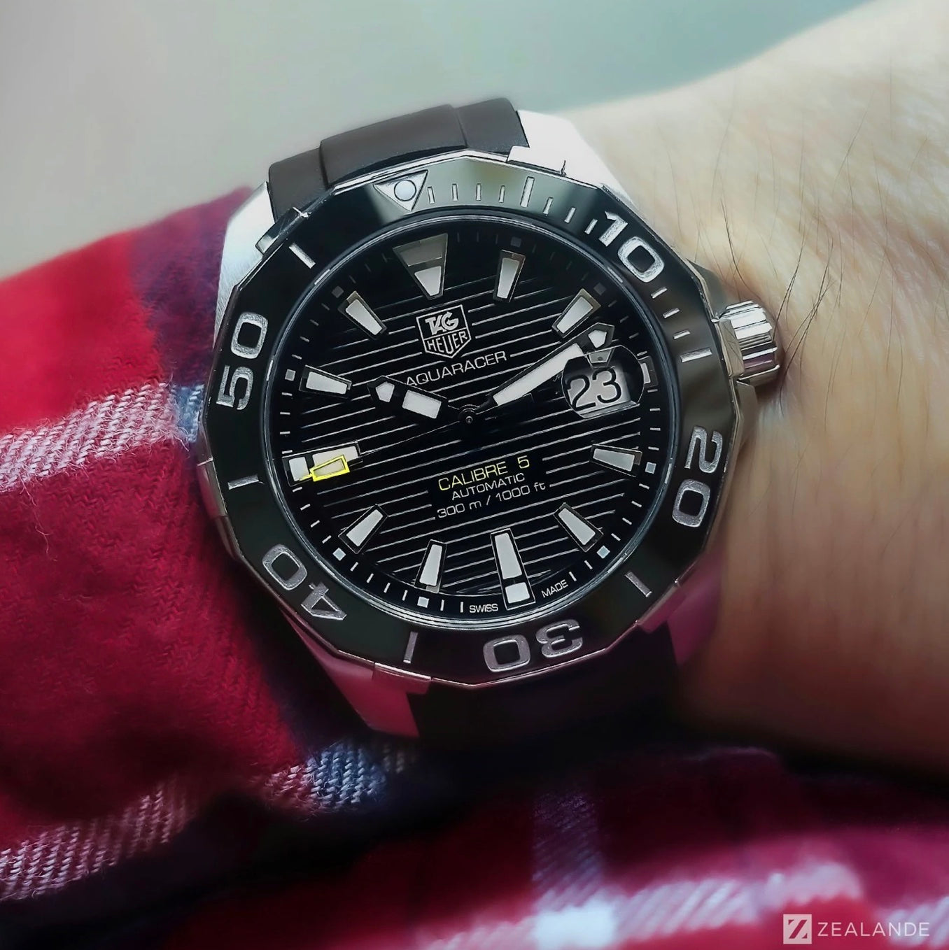 HOW TO WIND YOUR TAGHEUER AQUARACER CALIBRE 5 - ZEALANDE