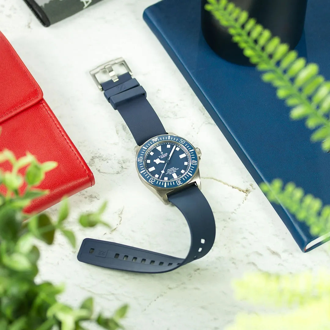 22MM SINGLE PASS RUBBER STRAP FOR TUDOR® PELAGOS FXD BLUE DIAL
