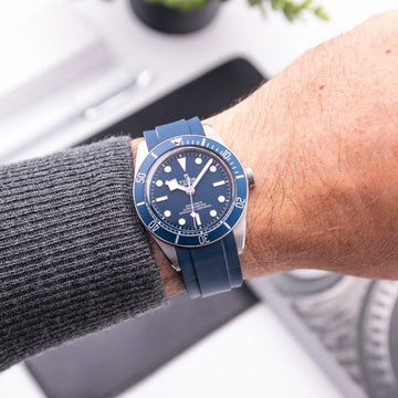 TUDOR ブラックベイ58 RUBBER B ネイビー ラバーベルト チューダー ヘリテージ ブラック ベイ 58 39mm専用 ネイビー