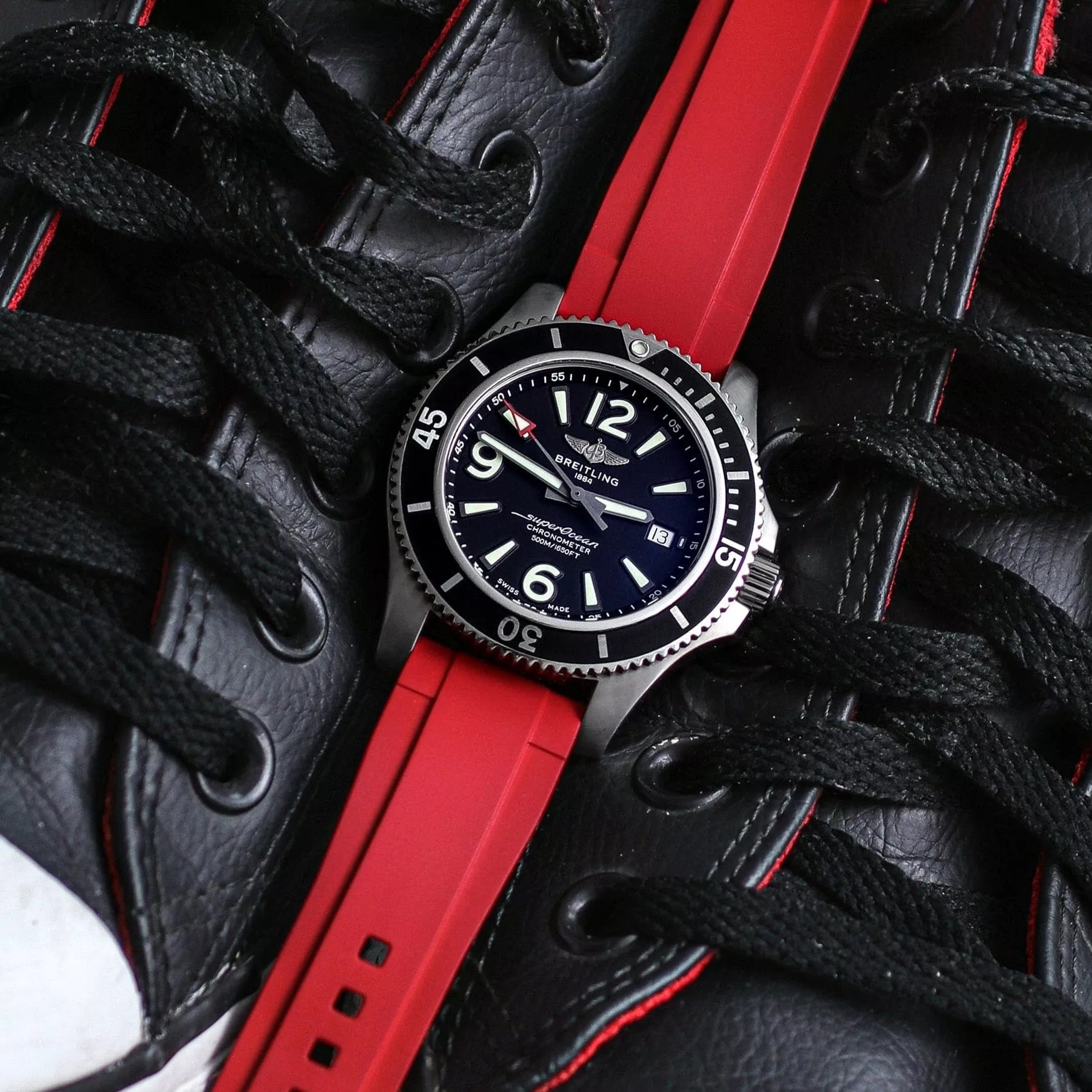 Breitling Super Chronomat B01 44 UTC Stainless Steel Black | AMJ Watches